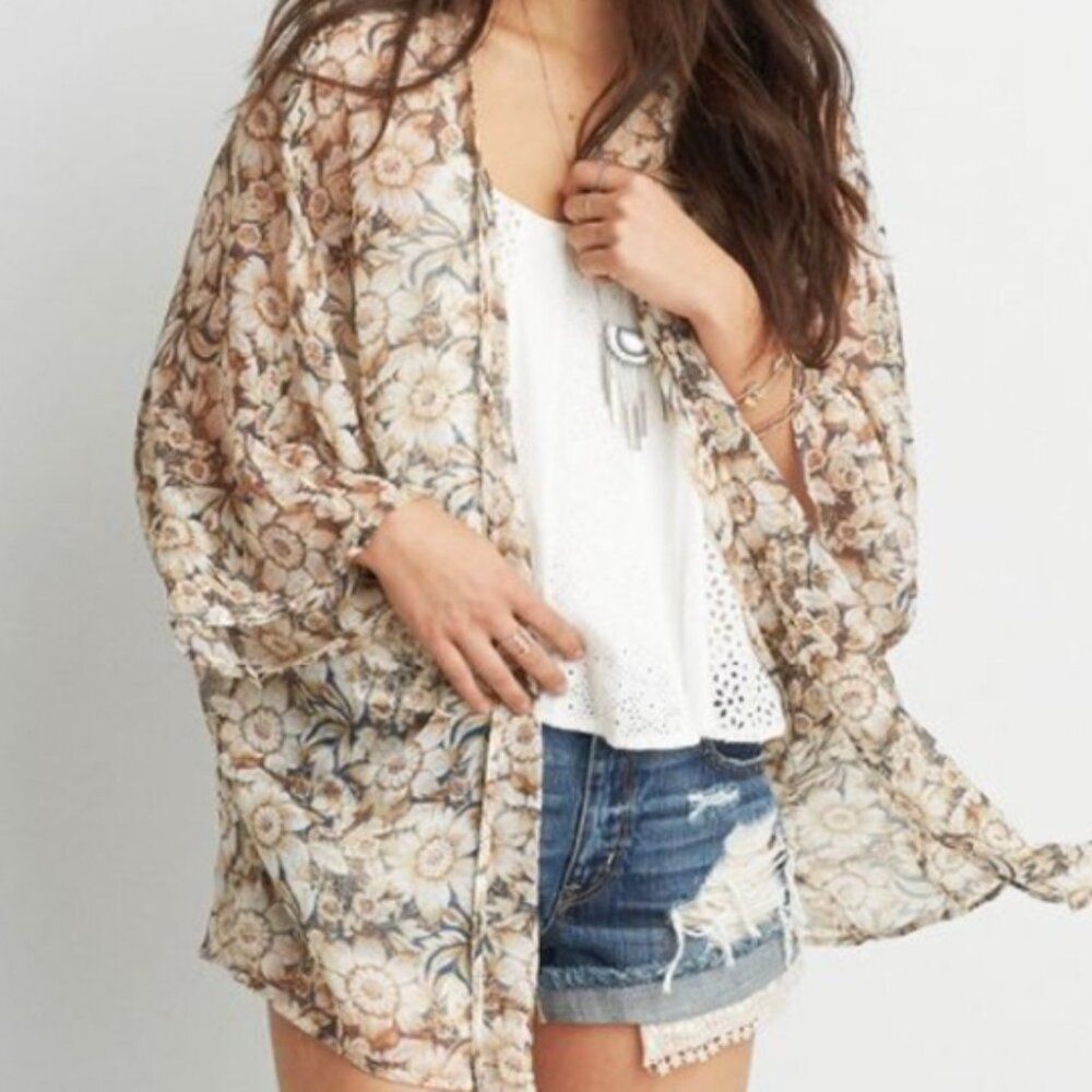 American eagle floral cardigan xs-medium. Oversize fit sheer, VGUC